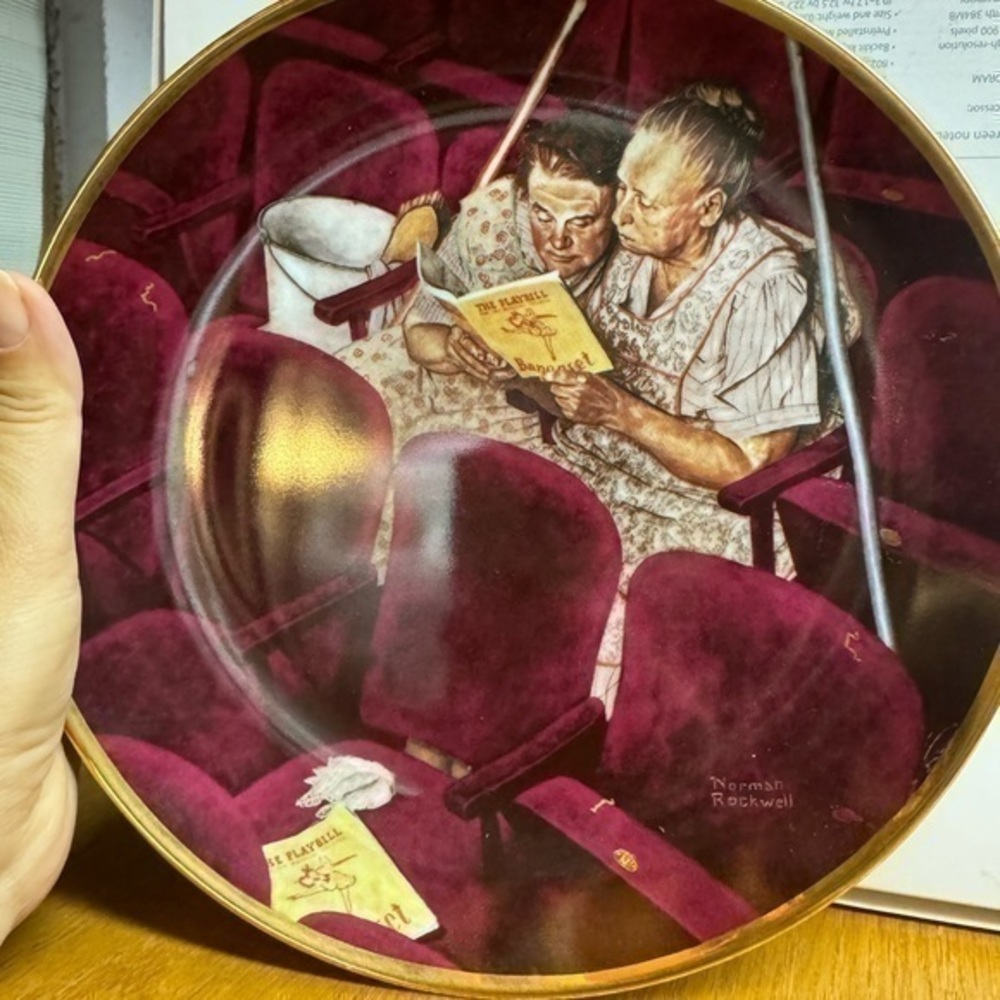 Rare -The Cleaning Lady Fourth Issue Norman Rockwell America Plate Collection